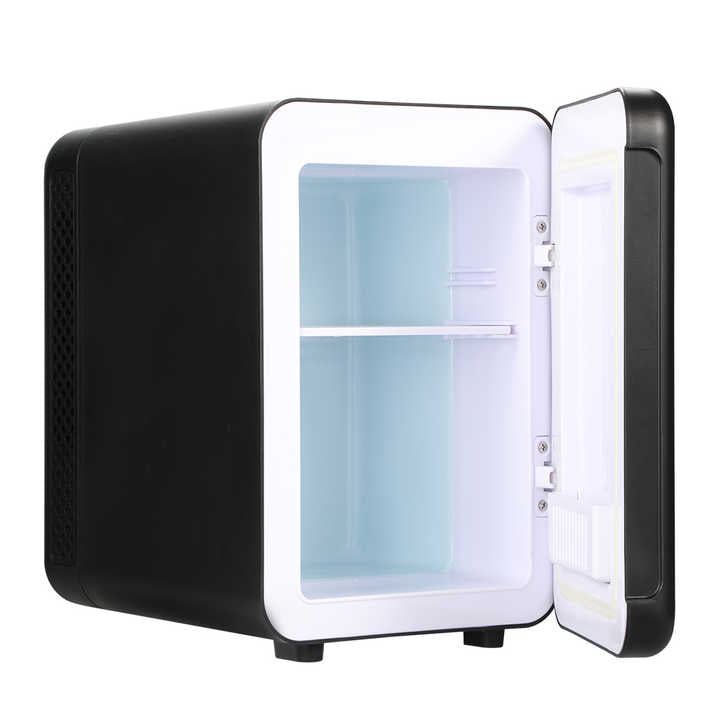Fast cooling mini fridge 