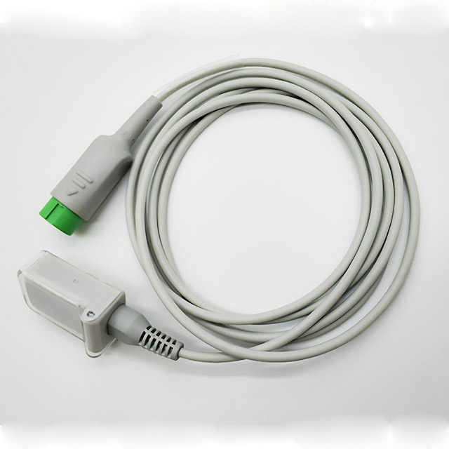 Medical equipment extension cable 
