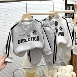 طقم هوديي للأطفال