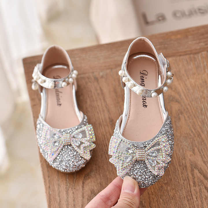 أحذية أميرة أنيقة للفتيات Stylish princess shoes for girls