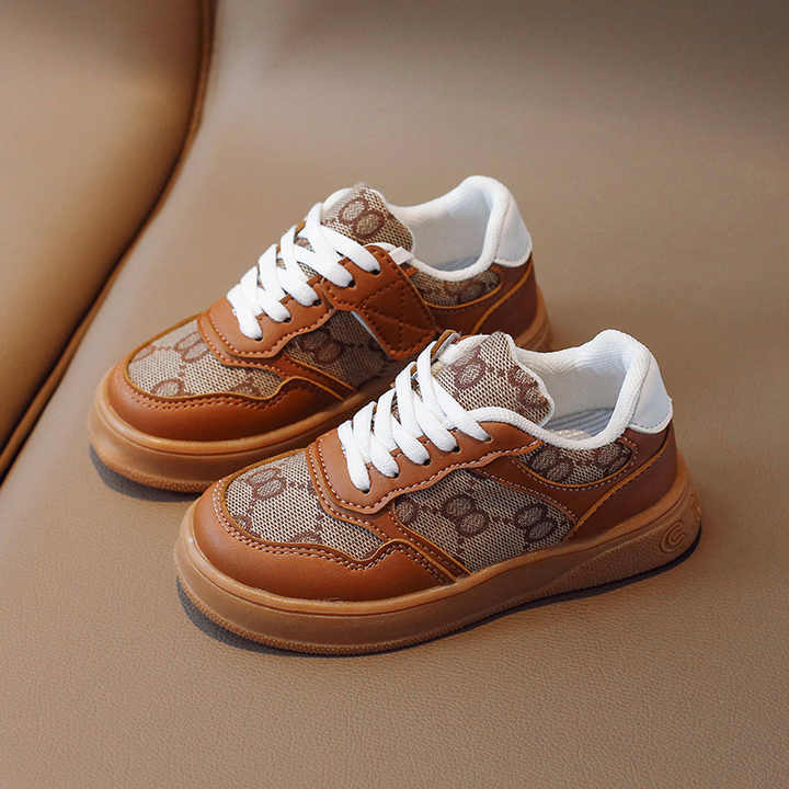 أحذية كاجوال جيدة التهوية من شبكة Pu للصيف&nbsp; ، . Summer Breathable Pu Mesh Casual Shoes