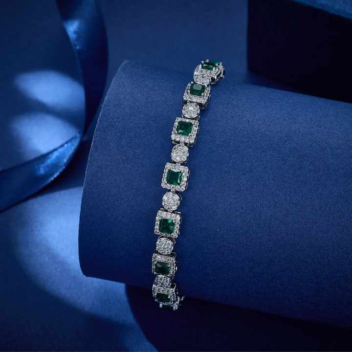Women's bracelets 