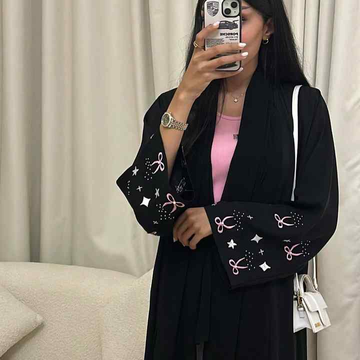 عبايات سودا  نسائيه