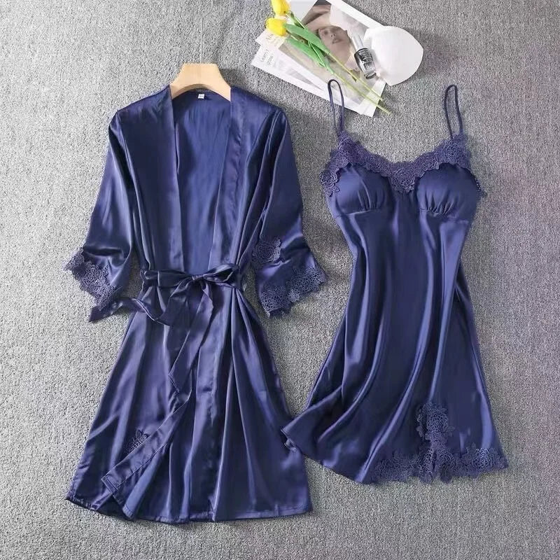 طقم نوم نسائي