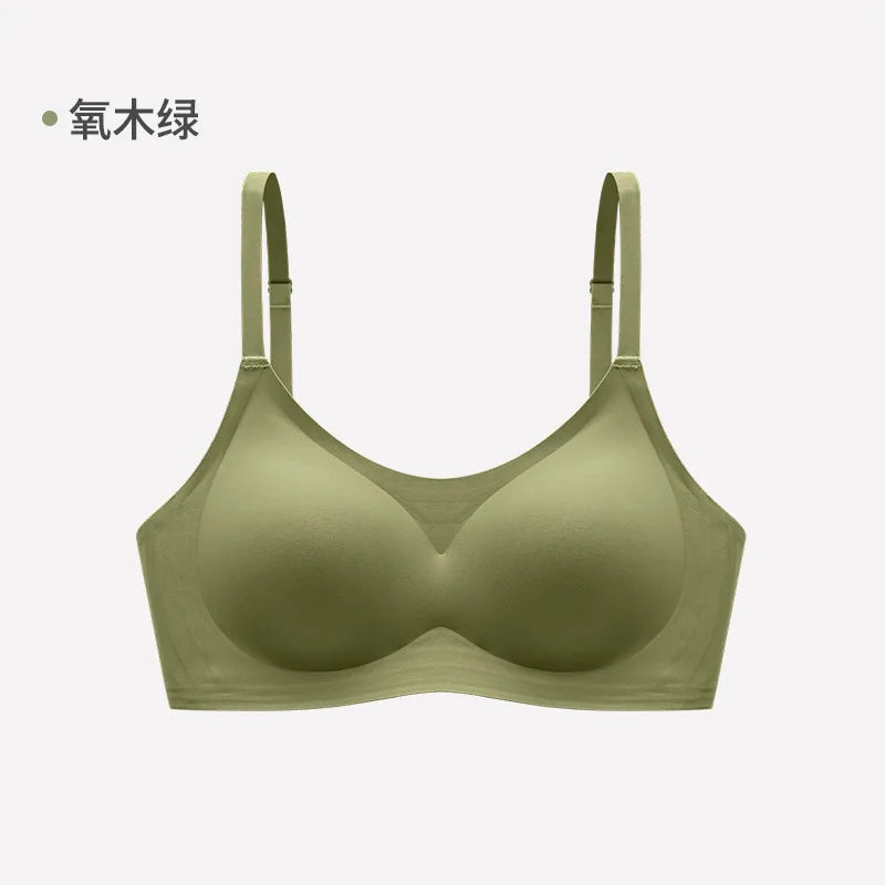 ملابس نسائية داخلية