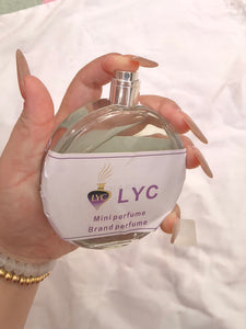 عطور نسائية