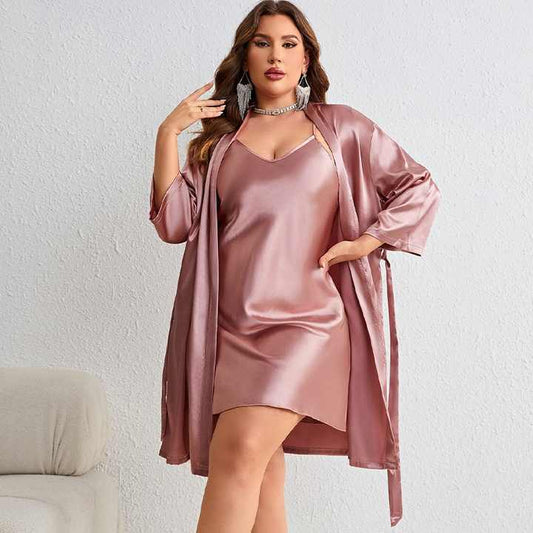 طقم نوم نسائي