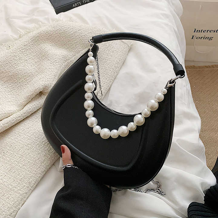 Fashionable and elegant women's shoulder bag 