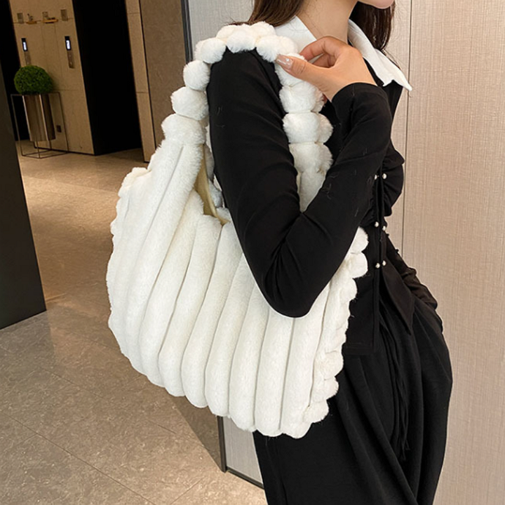 Simple and soft autumn handbag