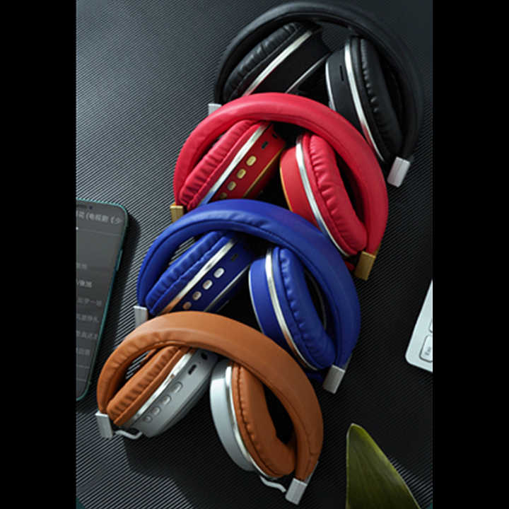 headphones . سماعات