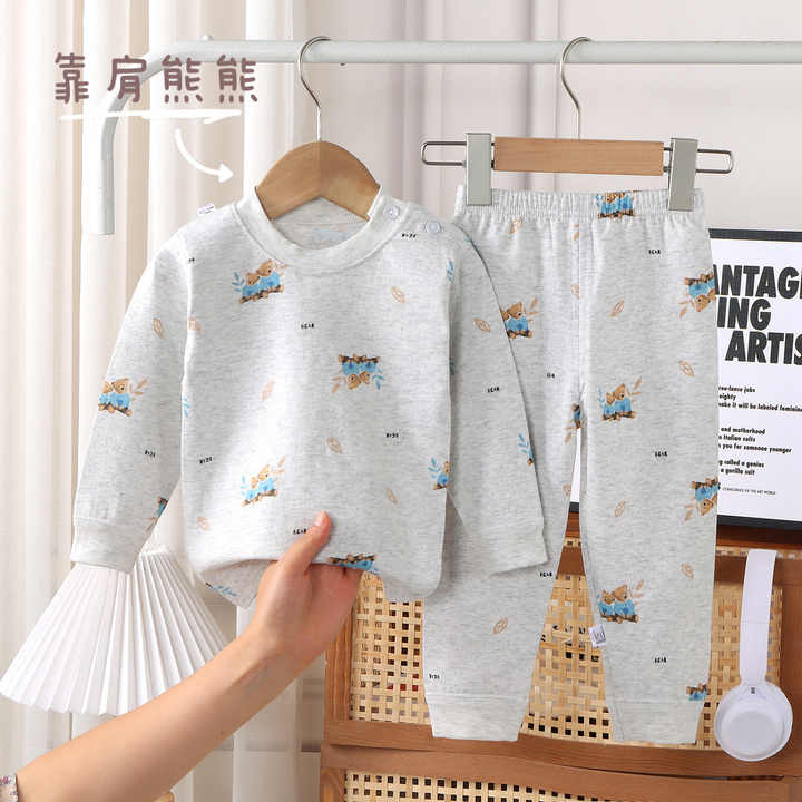 Long-sleeved children's pajamas 