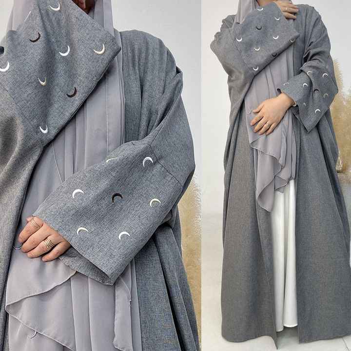 عبايات نسائيه ملونه