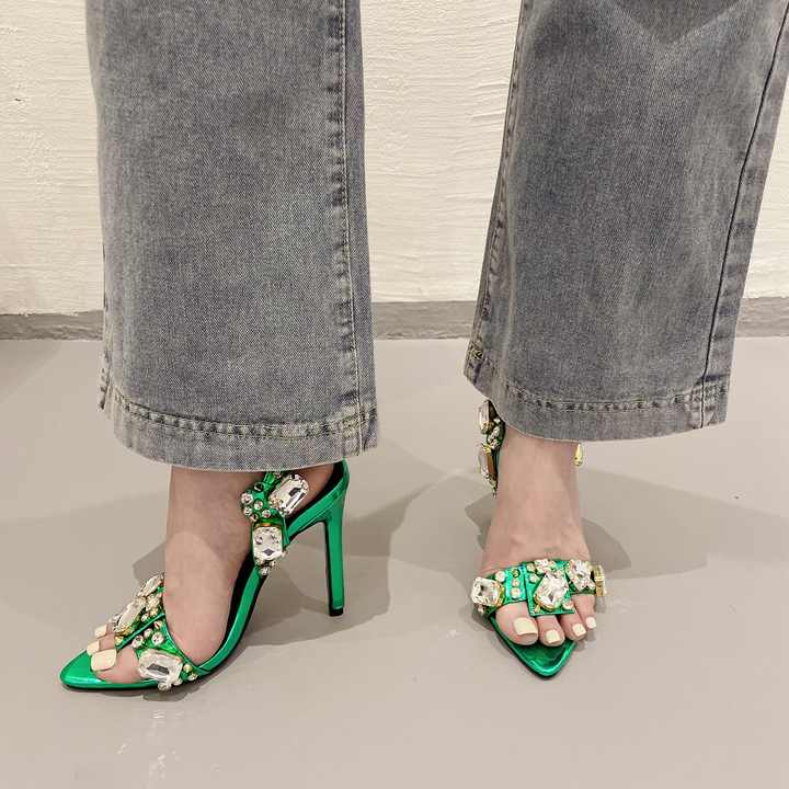 Luxury women's heels 