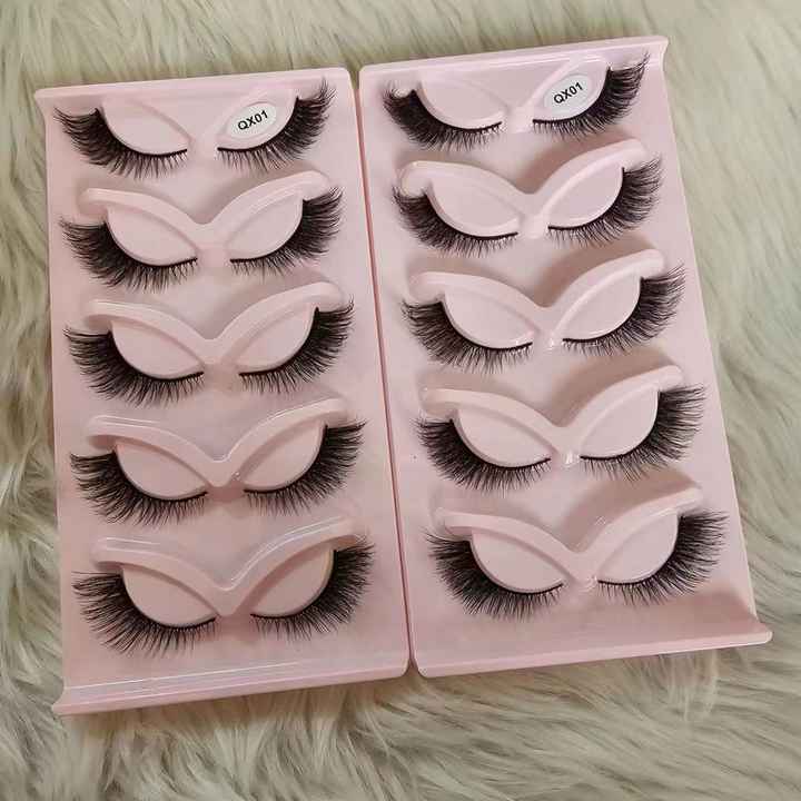 false eyelashes