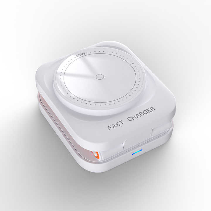 Magnetic portable battery . بطارية محمولة مغناطيسية