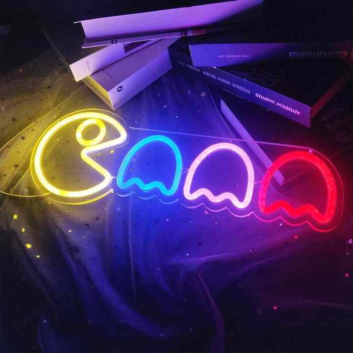 لافتة ألعاب ديكور