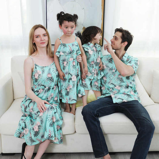 ملابس الوالدين والطفل   Dresses Father Son and Baby