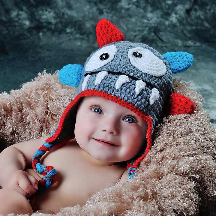 Handmade baby hats for kids 