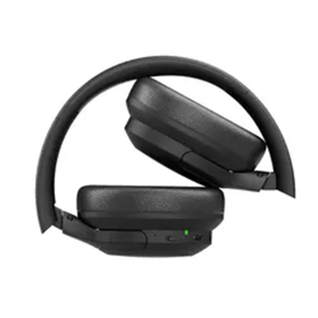 For headphones . لسماعاته