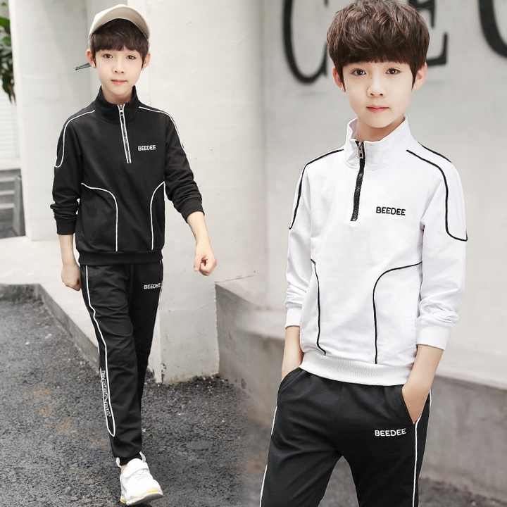 Boys' clothing set. 