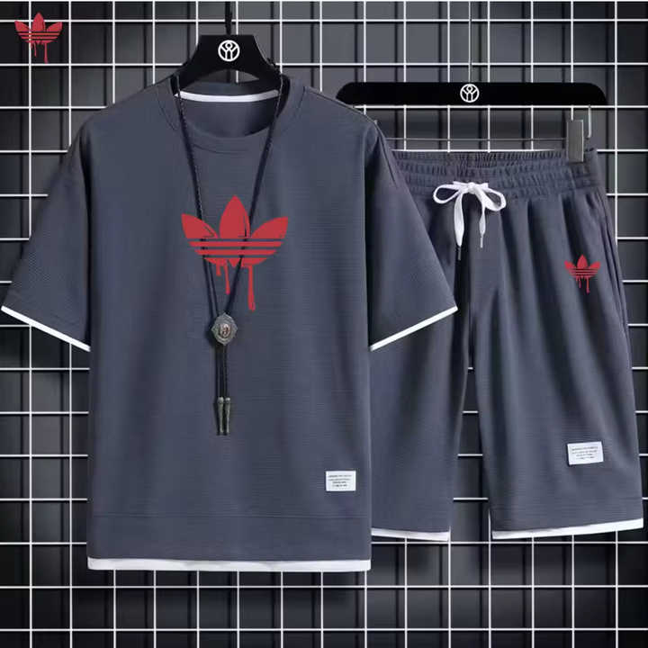 Short-sleeved summer T-shirt 