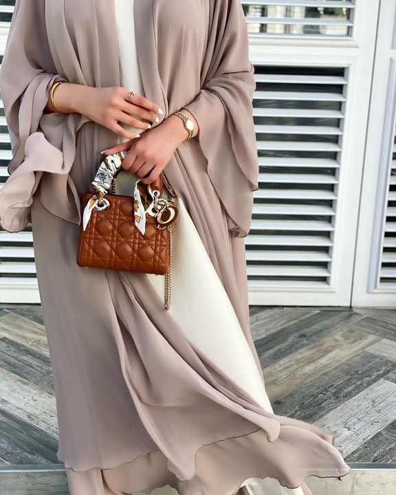 Elegant and modern women's abayas 