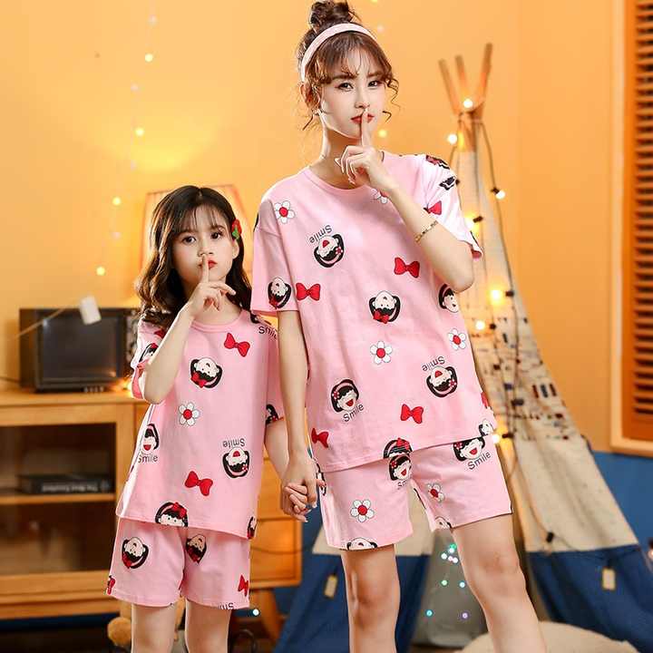 Mother and daughter set 