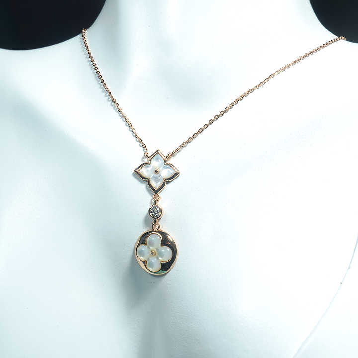Caelis Luxury Jewelry Elegant Sterling Silver 18K Gold Plated Clover Shaped Fine Jewelry for Women 