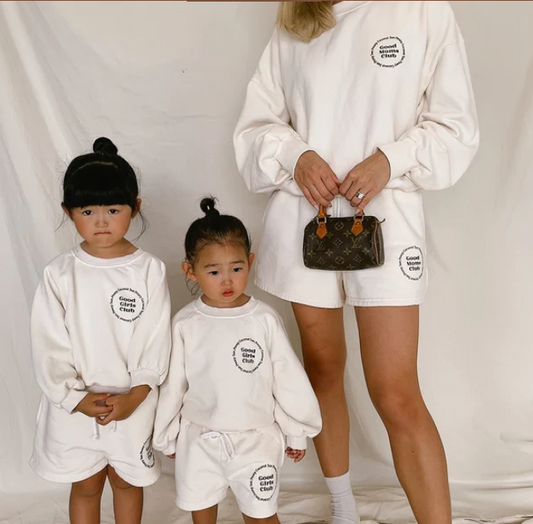 طقم سويت شيرت نسائي فرنسي