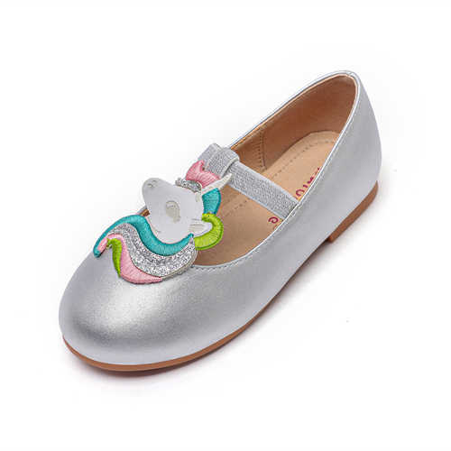 Girls' casual leather shoes,, little princess shoes, soft sole shoes for children in summer, general shoesحذاء بناتي كاجوال من الجلد، حذاء للأميرة الصغيرة ، حذاء وحيد وناعم للأطفال في فصل الصيف ، حذاء عام