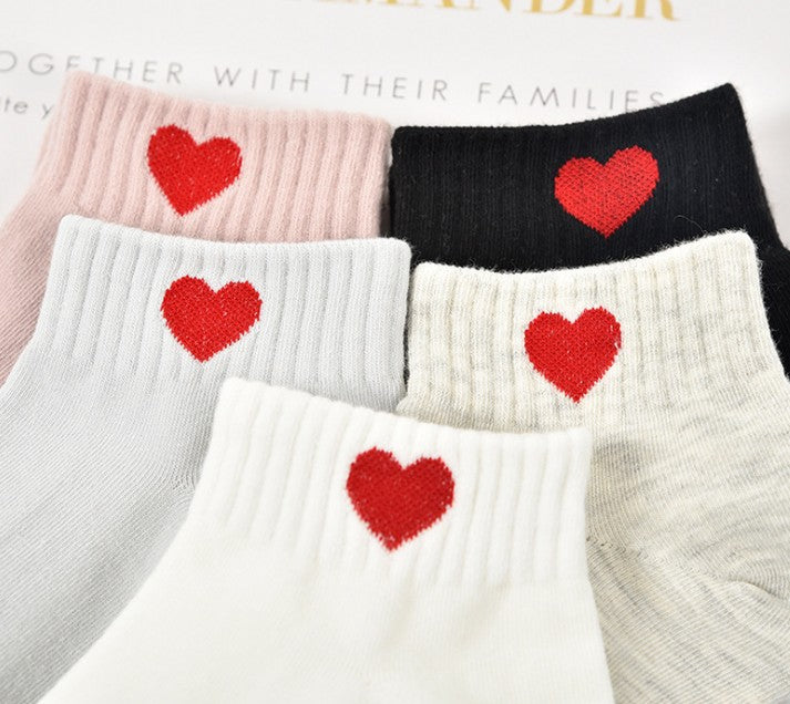 جوارب قصيرة للبنات