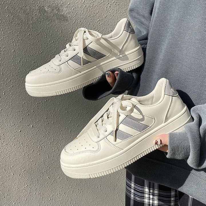 فستان في حالة مزاجية رياضية Dress in a sporty mood