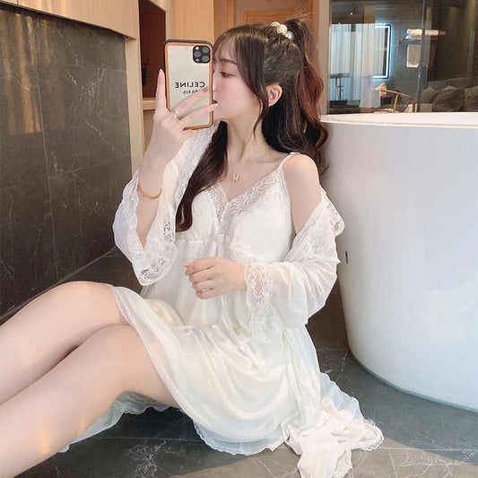 طقم نوم نسائي