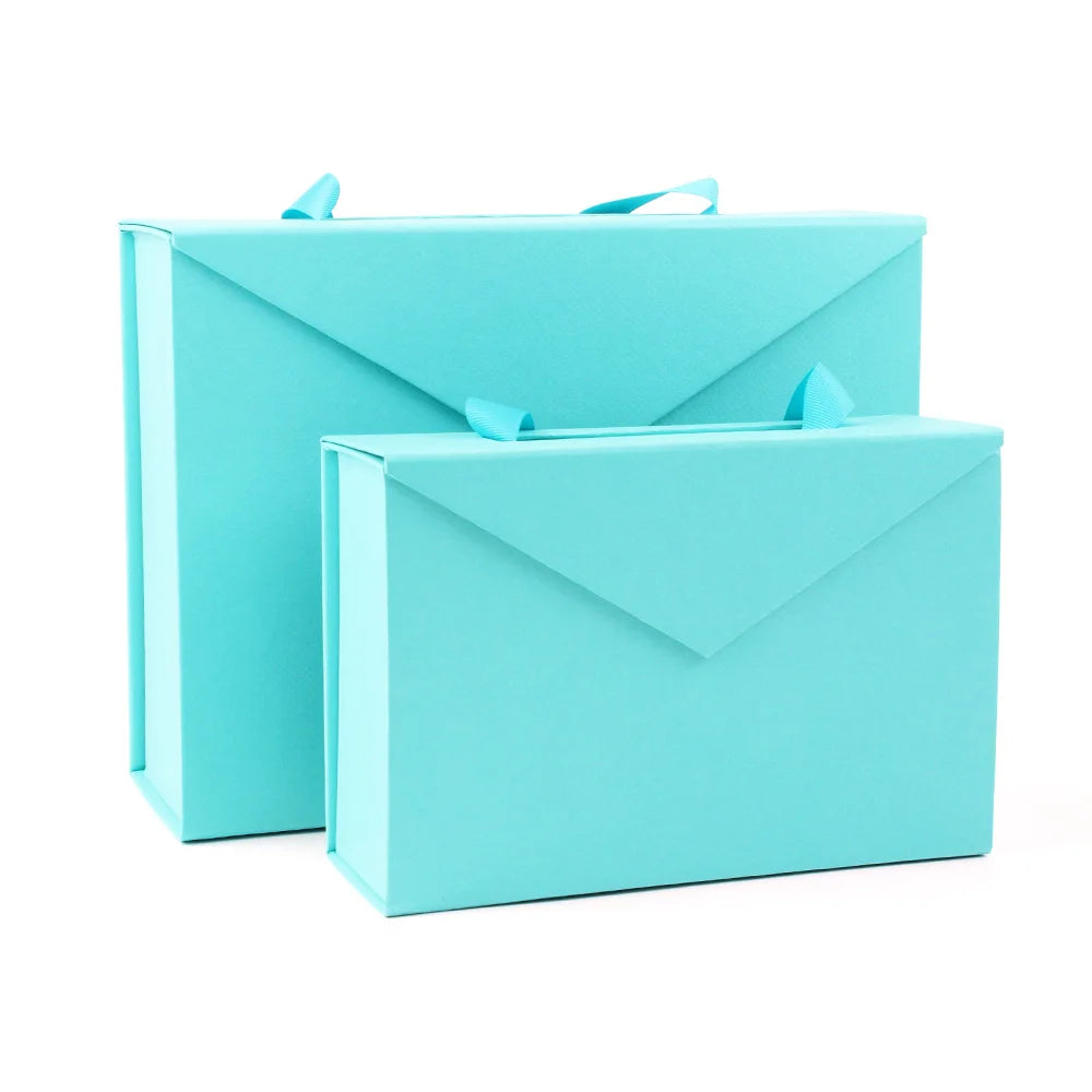 Luxury Apparel Packaging Boxes 