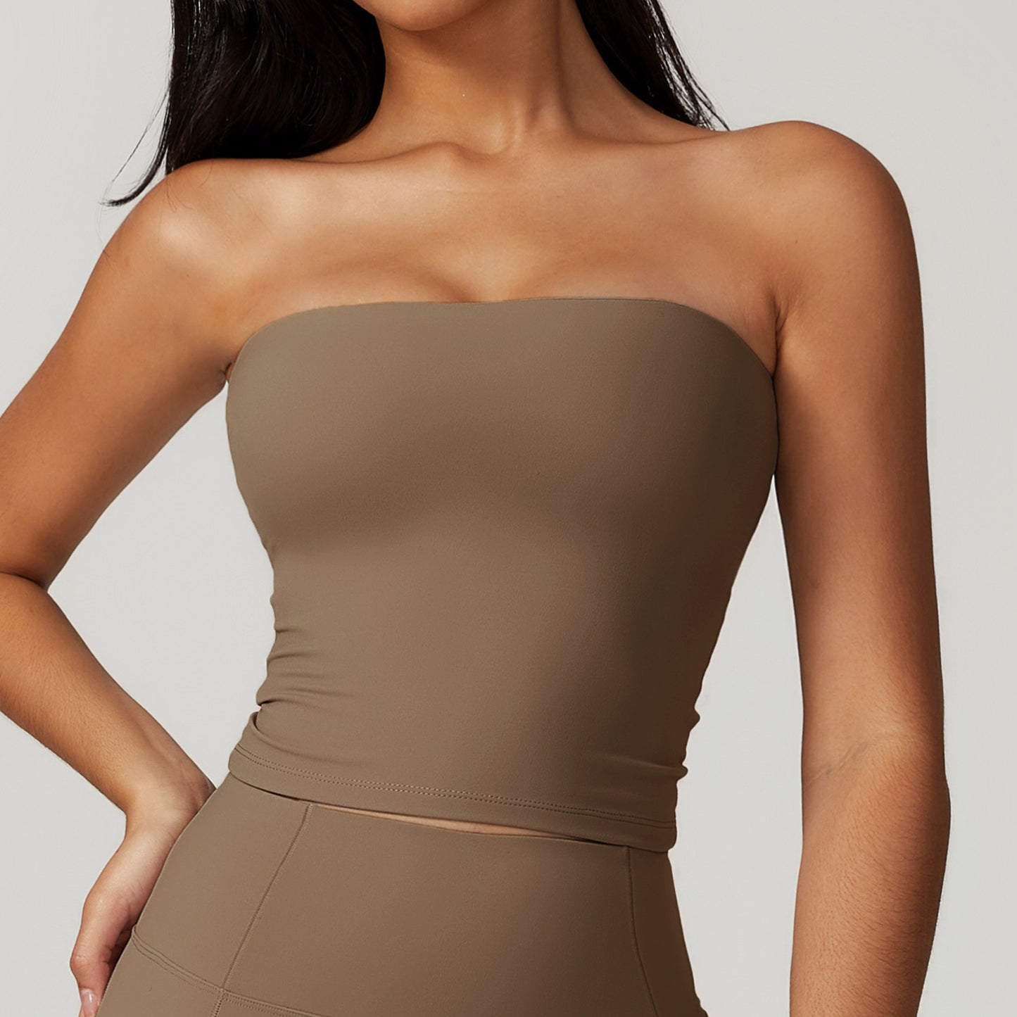 بدلات رياضيه نسائيه