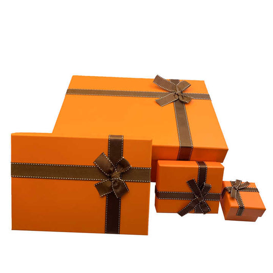 صندوق هدايا عيد الميلاد البرتقالي الموضعي صندوق هدايا عيد الميلاد صندوق هدايا هالوني إبداعي Orange Christmas Gift Box Spot Christmas Gift Box Creative Halloween Gift Box