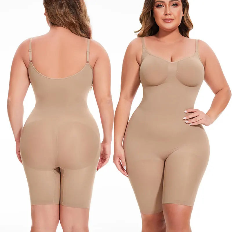 ملابس نسائية داخلية