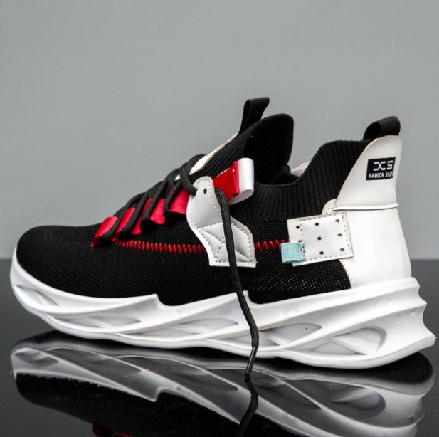 Trendy Spring Sneakers 