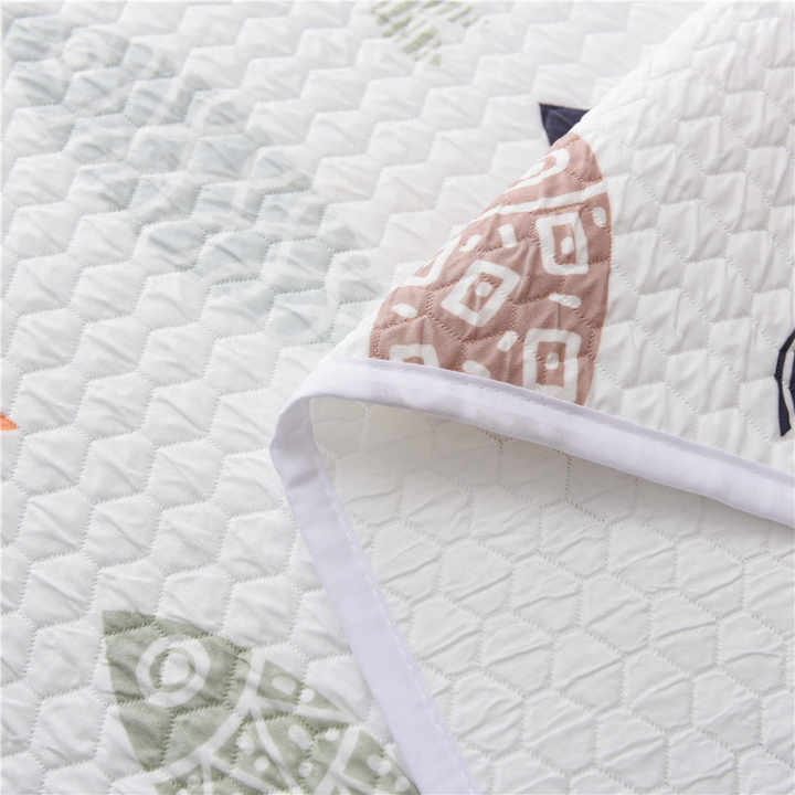 منسوجات منزلية 3 قطع أغطية سرير مجموعات . Home Textiles 3 Pieces Bed Covers Quilt Sets Home Bedspread Printed Bedclothes Set