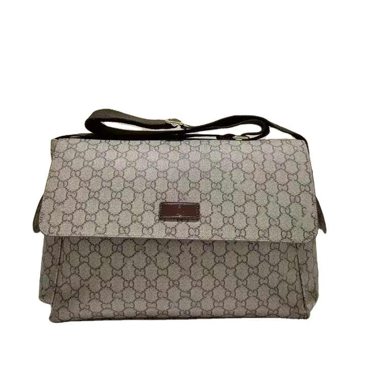Diaper bag for mothers 