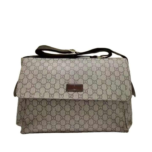 Diaper bag for mothers 