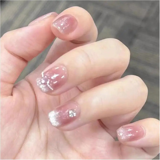 nails - fingernails 