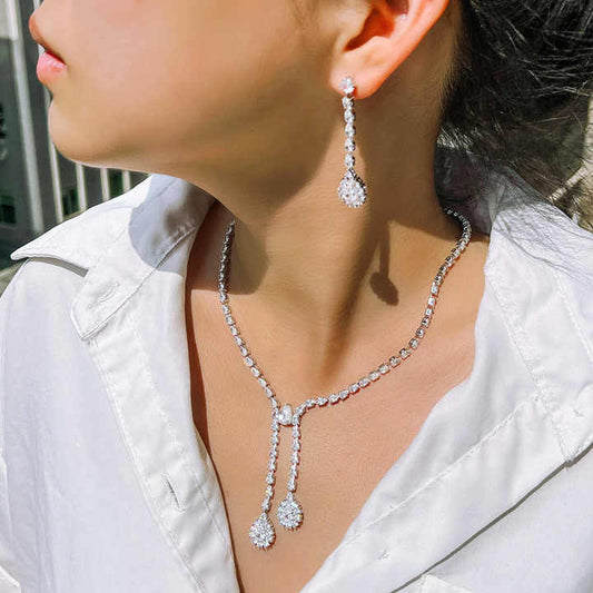 مجموعة مجوهرات و طقم