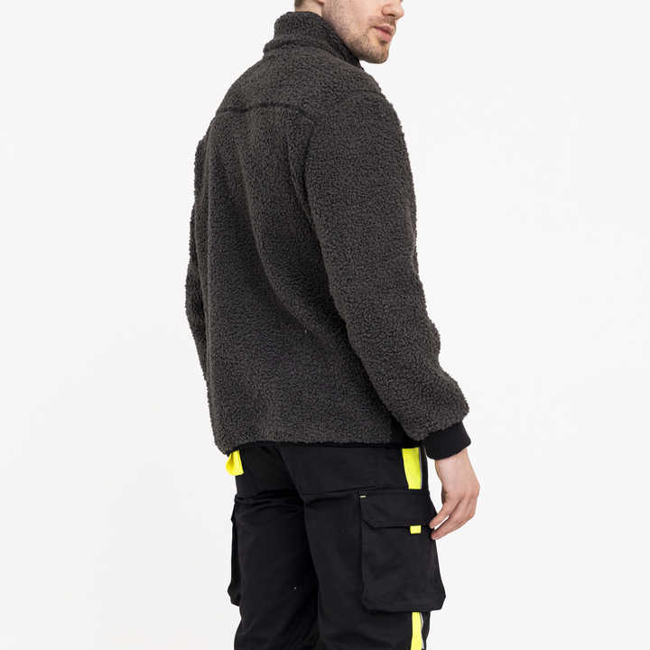 قمصان رجالي بربري أساسية