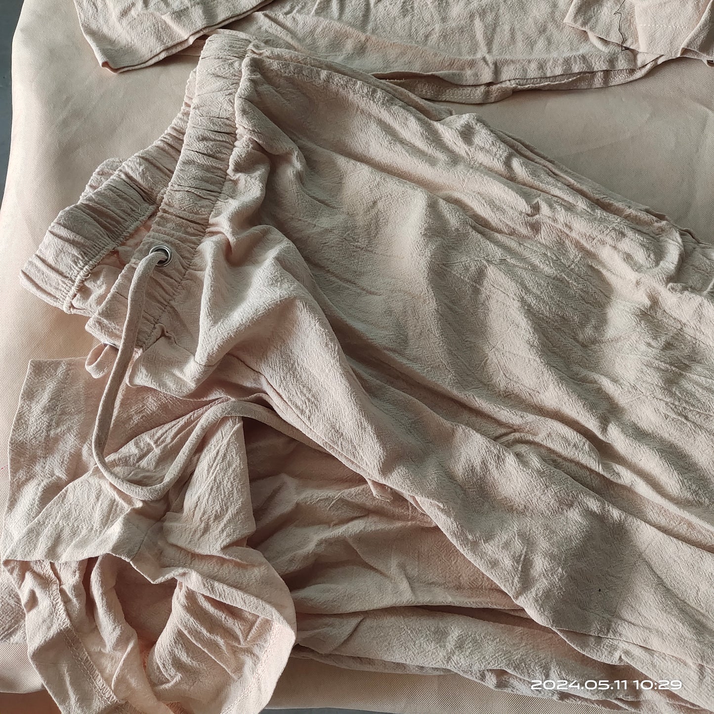 بدلات نوم رجال كم طويل