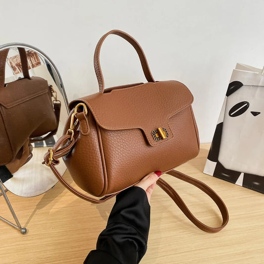 حقائب يد أحدث صيحات الموضة في حقائب اليد النسائية