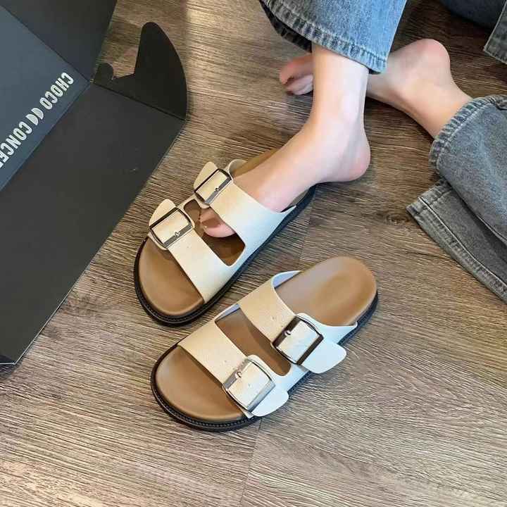 نعال نسائية رائجة-Trendy women's slippers