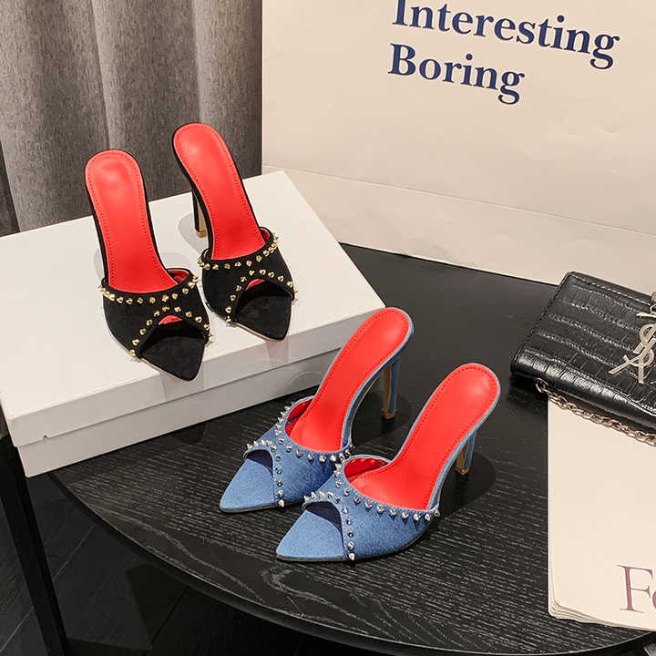 Elegant women's heels 
