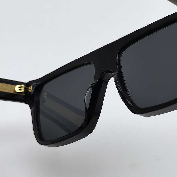 High quality fashion logo