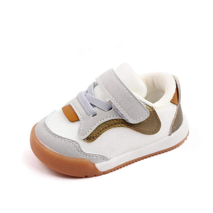 أحذية أطفال للربيع والخريف ، أحذية بيضاء شبكية . Spring and Autumn Baby Shoes, White Breathable Mesh